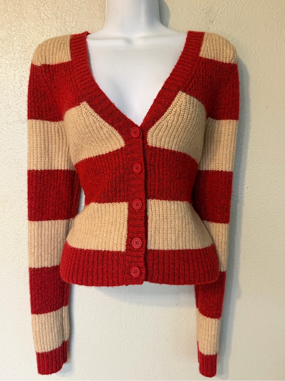 American Eagle Red Beige Striped Button Front Cropped V Neck Cardigan Sz Small